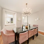 Luxurious 4br In Lisbon, Sleeps 10 Appartement *