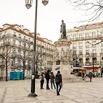 Luxurious 4br In Lisbon, Sleeps 10 Appartement *