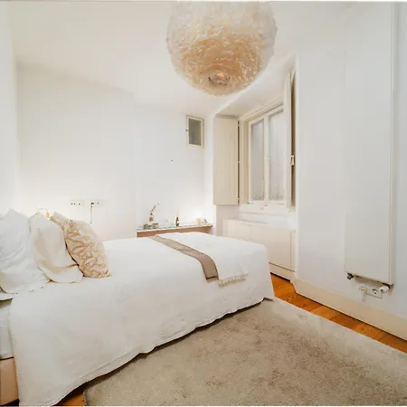 Luxurious 4br In Lisbon, Sleeps 10 * Lisboa
