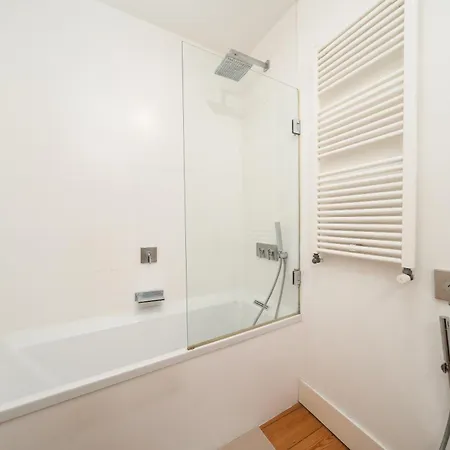 Luxurious 4br In Lisbon, Sleeps 10 Lägenhet Lisboa