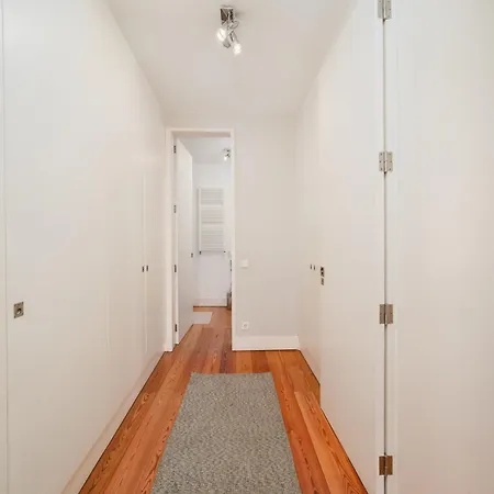 Luxurious 4br In Lisbon, Sleeps 10 Apartment Lisbon