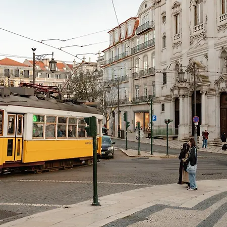 Luxurious 4br In Lisbon, Sleeps 10 *