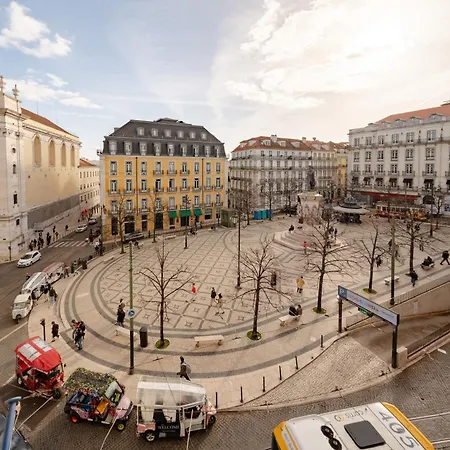Luxurious 4br In Lisbon, Sleeps 10 Apartment