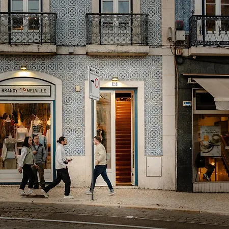 Apartment Luxurious 4br In Lisbon, Sleeps 10