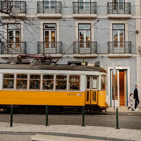 Luxurious 4br Apt, Sleeps 10 Apartman Lisboa