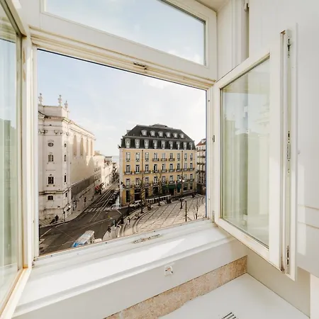 Apartamento Luxurious 4br In Lisbon, Sleeps 10