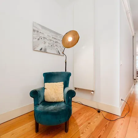 Luxurious 4br In Lisbon, Sleeps 10 *