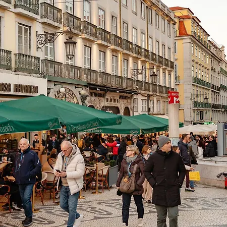Luxurious 4br In Lisbon, Sleeps 10 Apartamento Lisboa