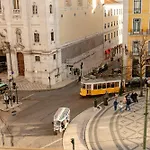 Lejlighed Luxurious 4br In Lisbon, Sleeps 10